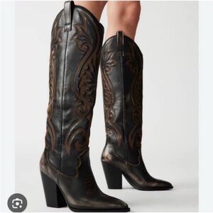 Steve Madden Black and Brown Cowboy Boots Size 5